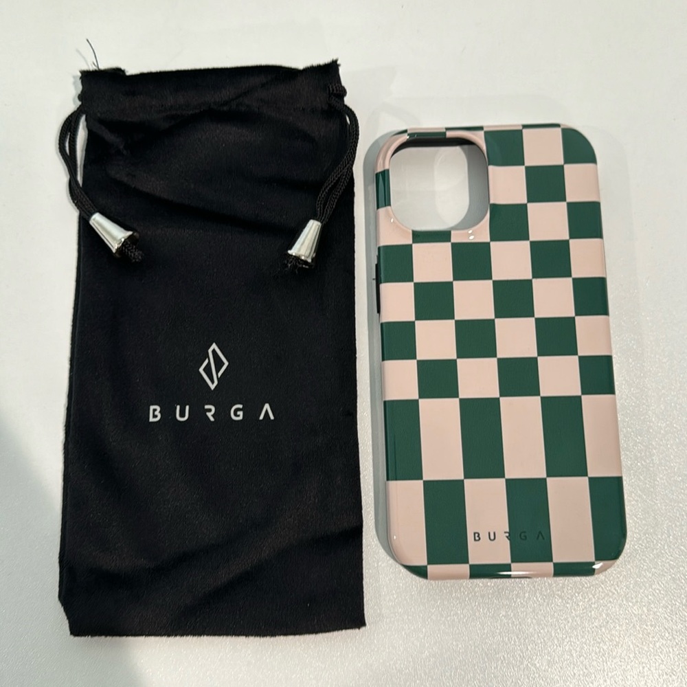 iPhone 15 phone case- Burga Ivy League- never used